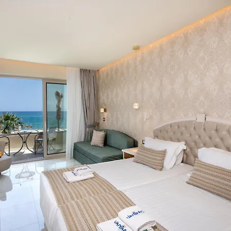 Vantaris Luxury מלון 4*