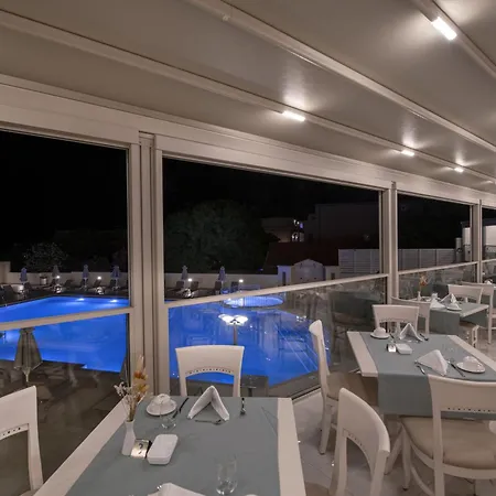 Hotel Vantaris Luxury
