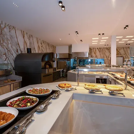 Vantaris Luxury Otel 4*